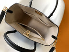 Louis Vuitton M57728 On My Side PM 30cm