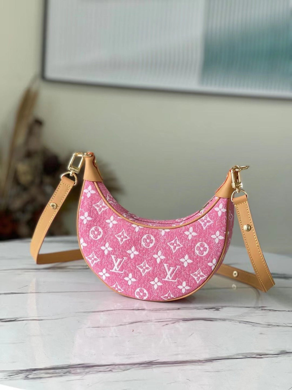 Louis Vuitton M81098 Loop 24cm Pink