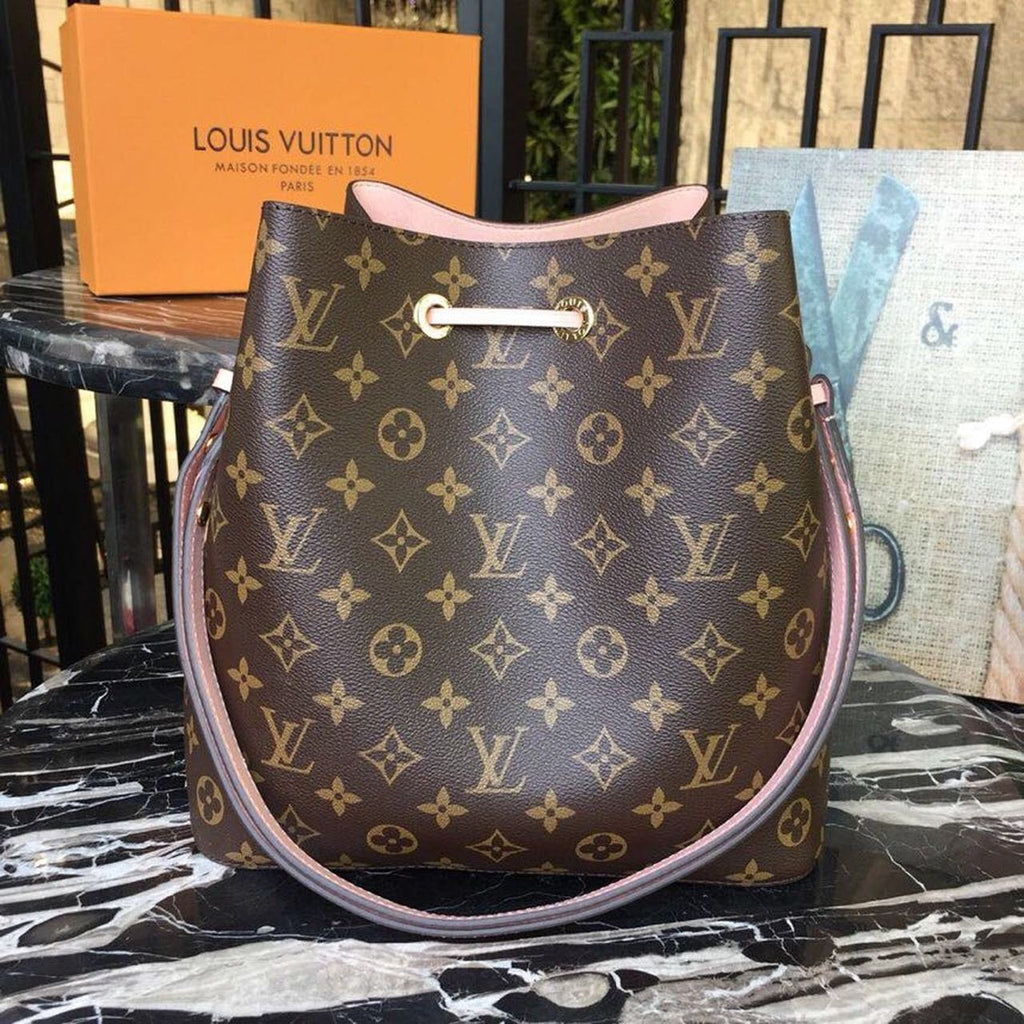 Louis Vuitton NoNo Bucket Bag Monogram Canvas Spring/Summer Collection M44022 Rose Poudre