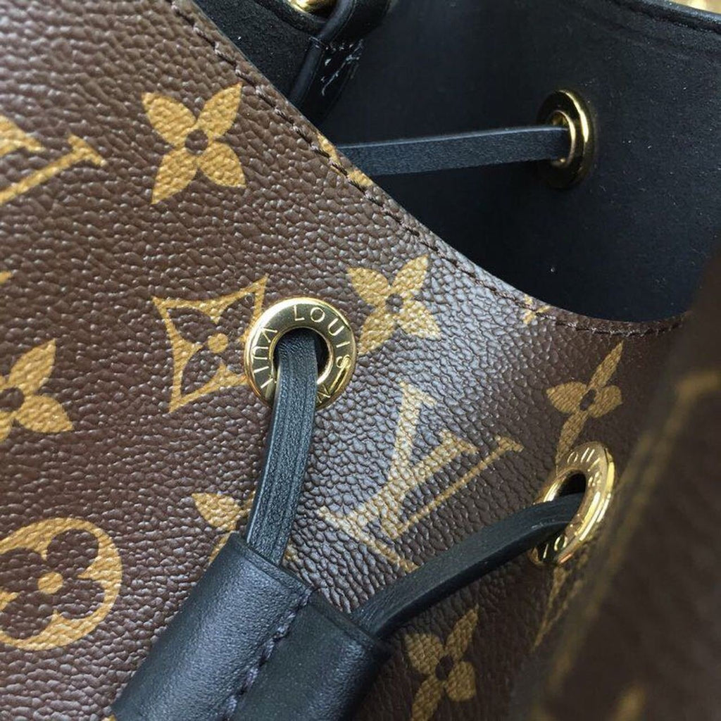 Louis Vuitton NoNo Bucket Bag Monogram Canvas Spring/Summer Collection M44020 Black