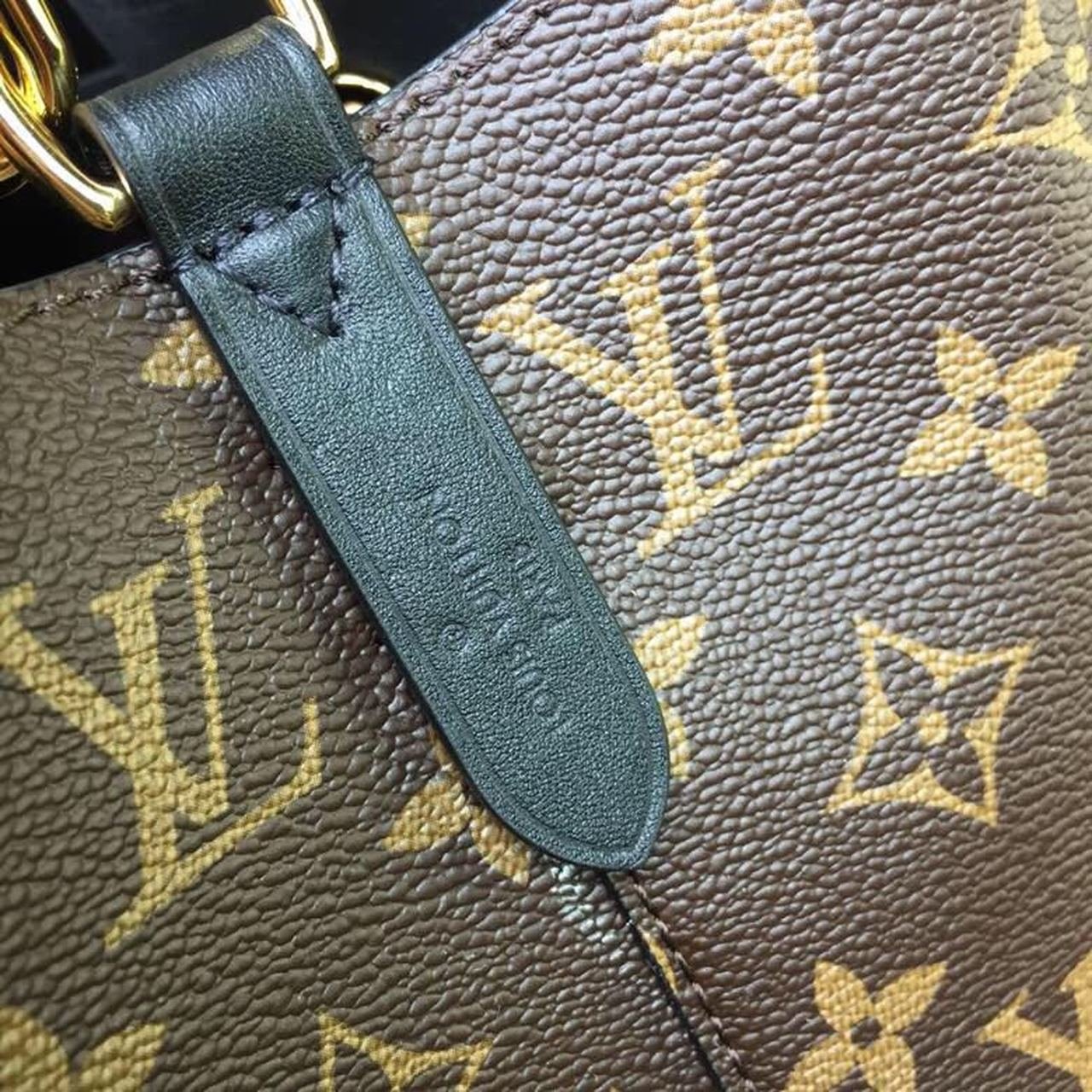 Louis Vuitton NoNo Bucket Bag Monogram Canvas Spring/Summer Collection M44020 Black