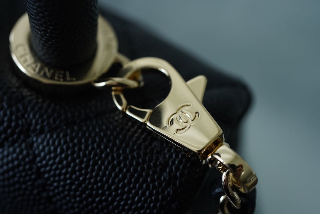 Chanel Classic Mini Flapbag 19cm Black
