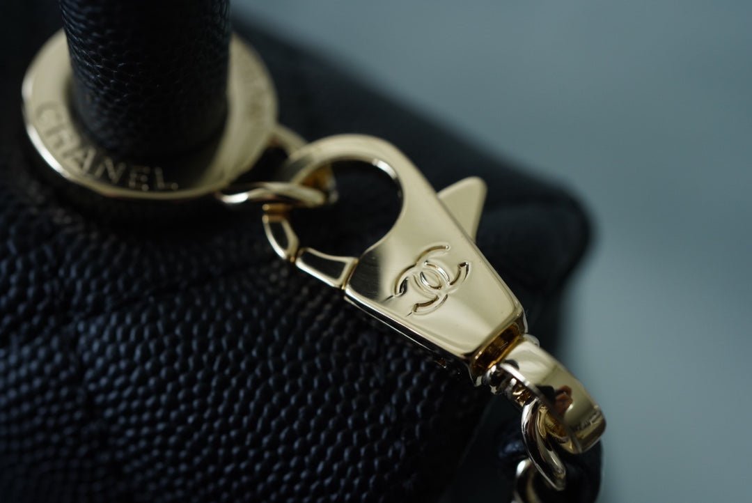 Chanel Classic Mini Flapbag 19cm Black