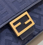 Fendi Baguette Midi 27cm Blue