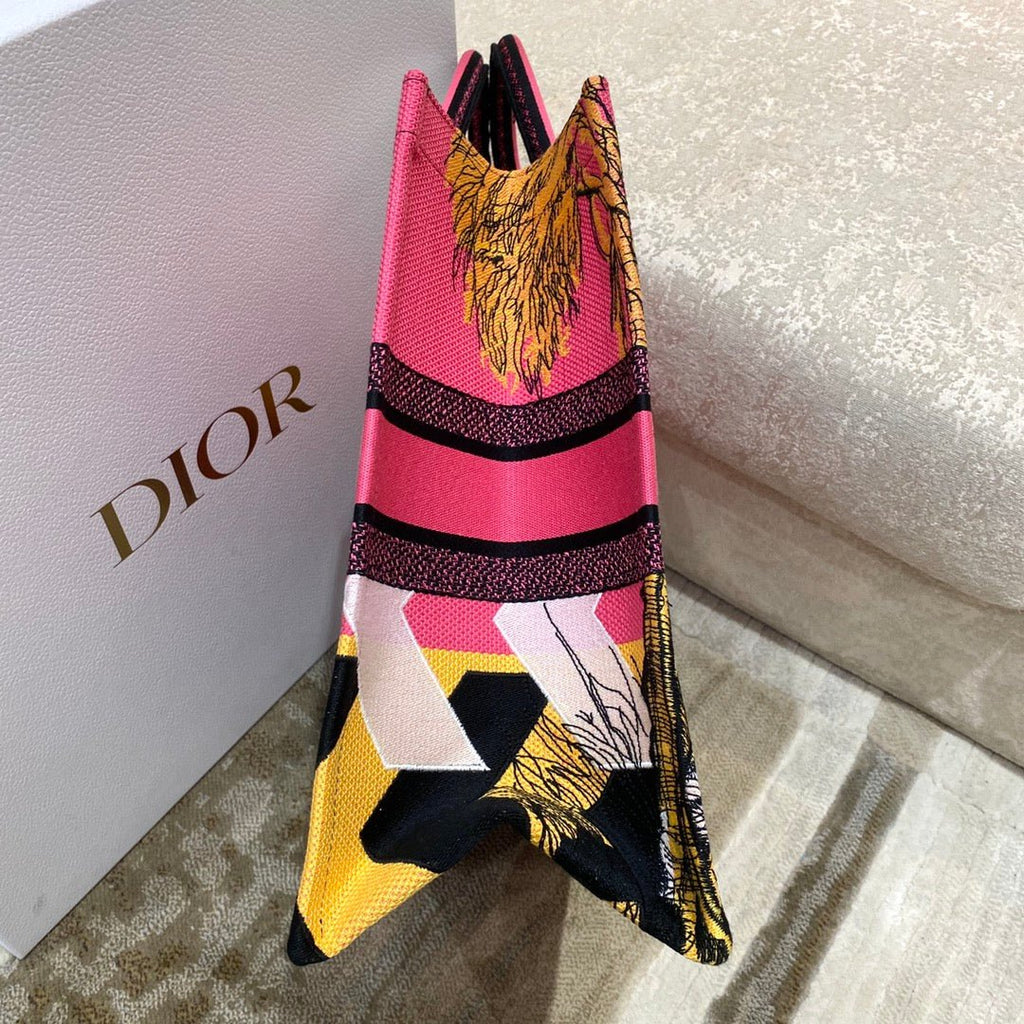 Christian Dior Medium Book Tote 42cm