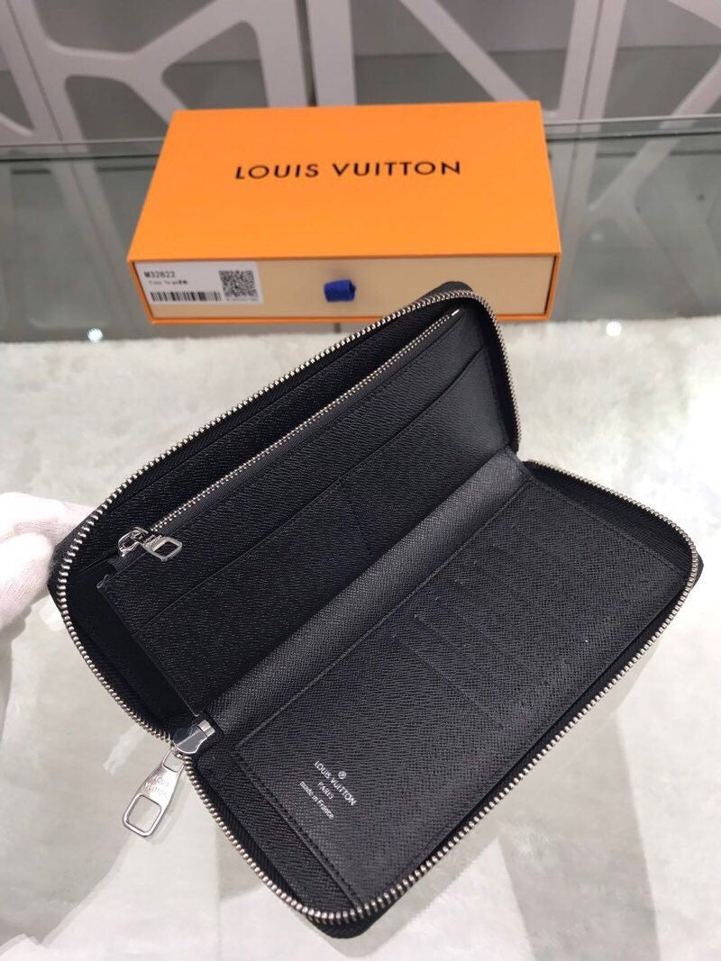 Louis Vuitton Zippy Vertical Wallet 20cm