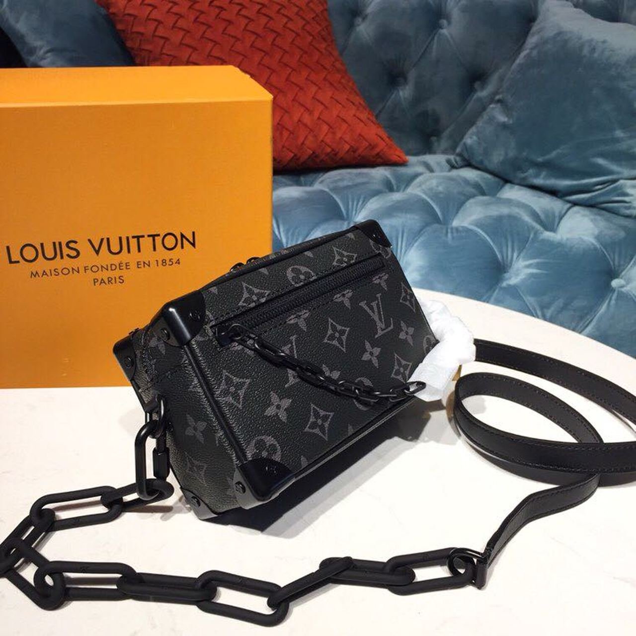 Louis Vuitton Mini Soft Trunk 18cm Monogram Infini Canvas Spring/Summer Collection M44480 Noir