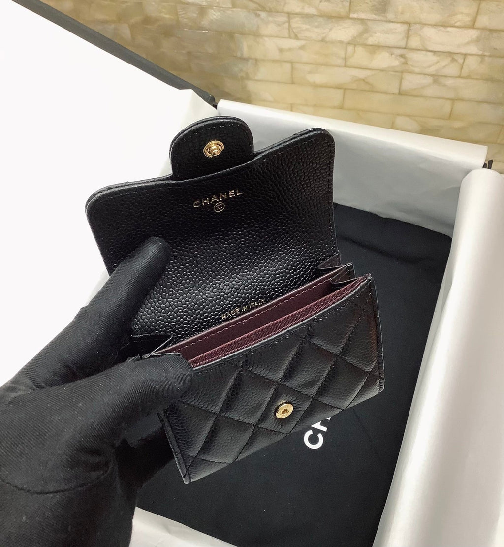 CO-CO Chanel Classic Card Holder with Gold hardware 11cm