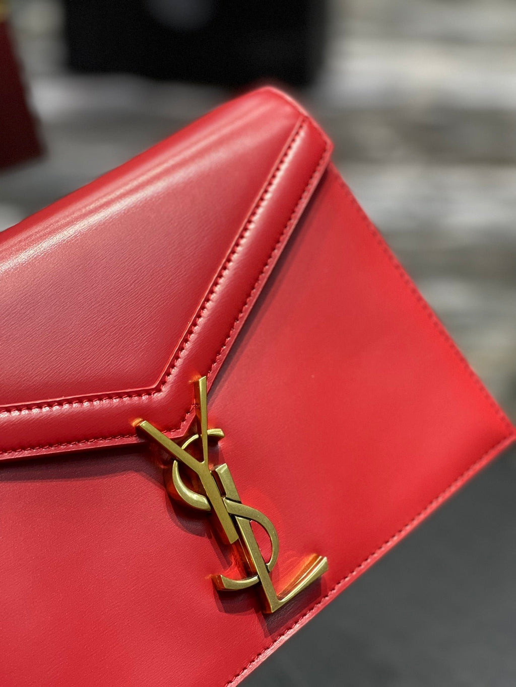Saint Laurent Cassandra Medium Chain Bag In Grain De Poudre Embossed 22cm Red
