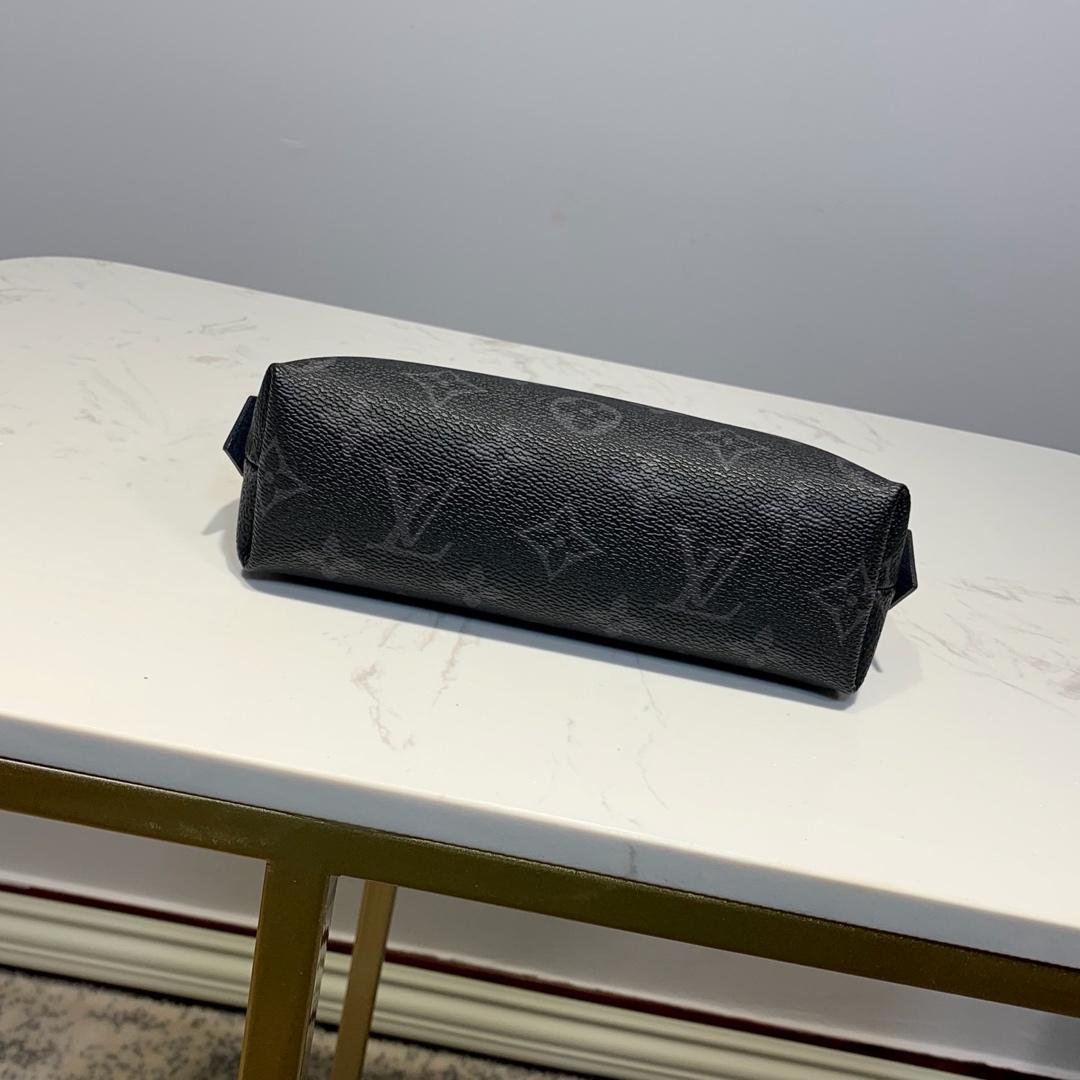 Louis Vuitton Cosmetic Pouch 19cm Black