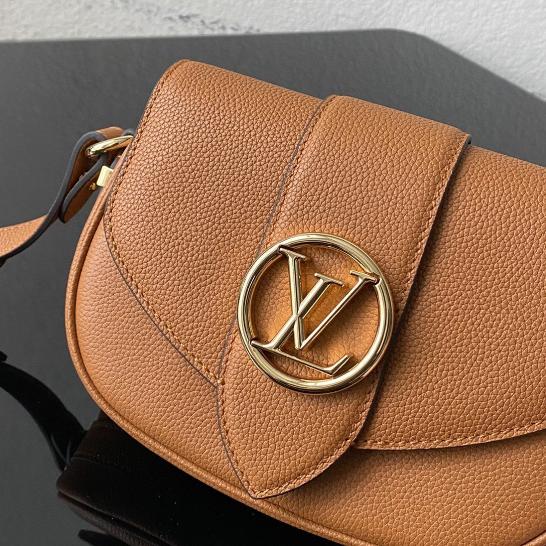 Louis Vuitton M55950 LV Point 9 22cm Brown