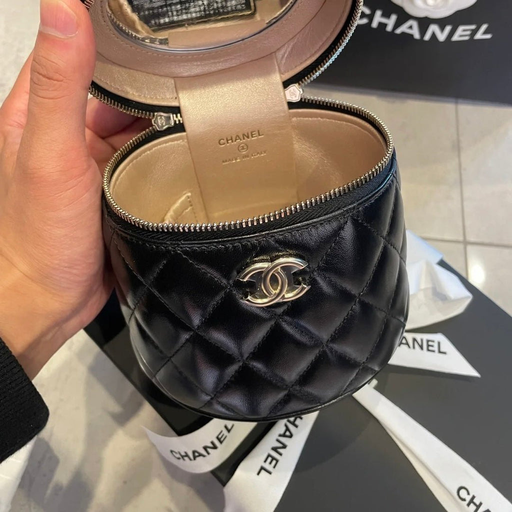 Chanel Small Vanity Case 13cm Black