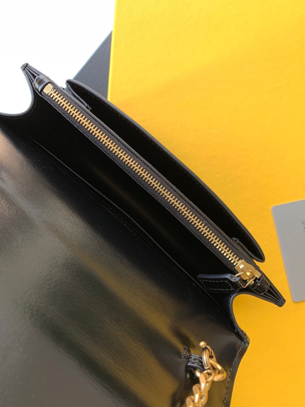 Saint Laurent Sunset Chain Bag With Gold Hardware 19cm