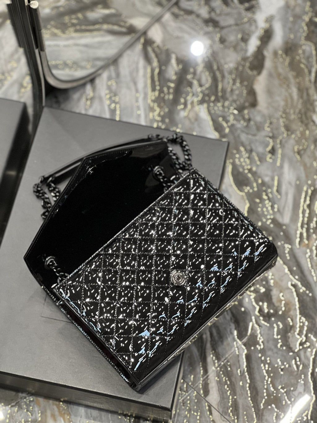 Saint Laurent Envelope Bag 24cm