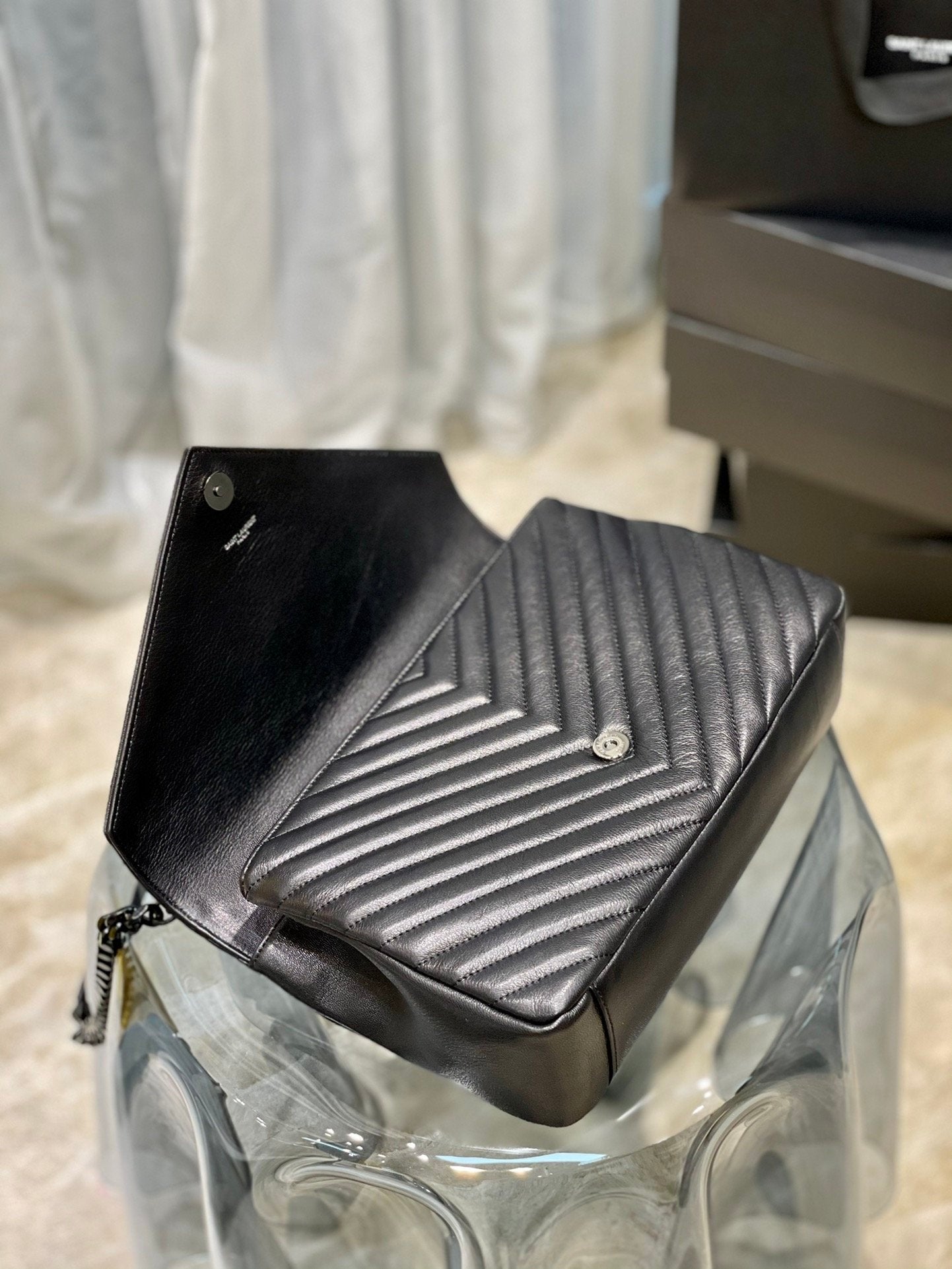 Saint Laurent College Large Chain Bag With Black Hardware 32cm