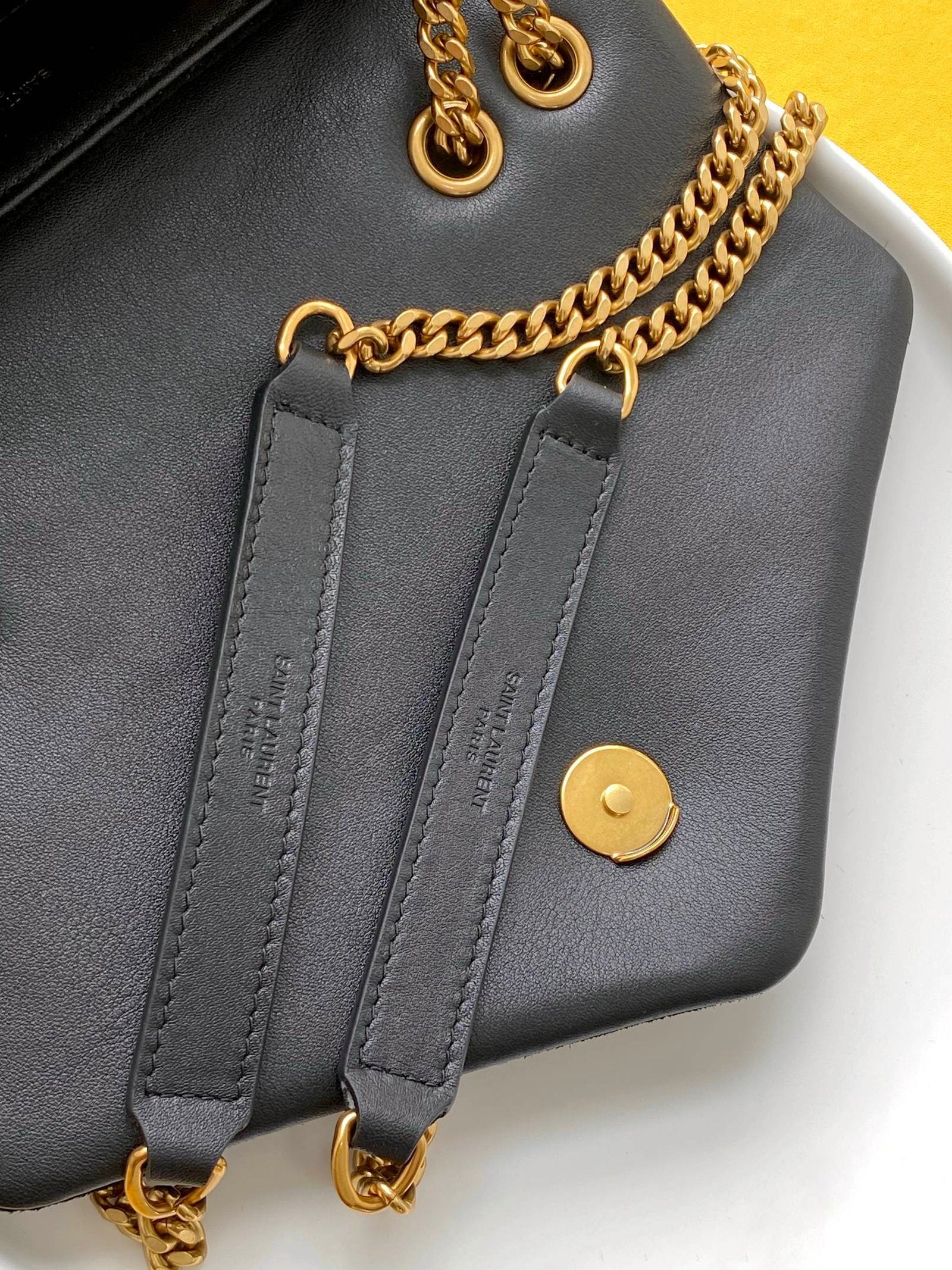 Saint Laurent Loulou Small Chain Bag With Gold Hardware 25cm