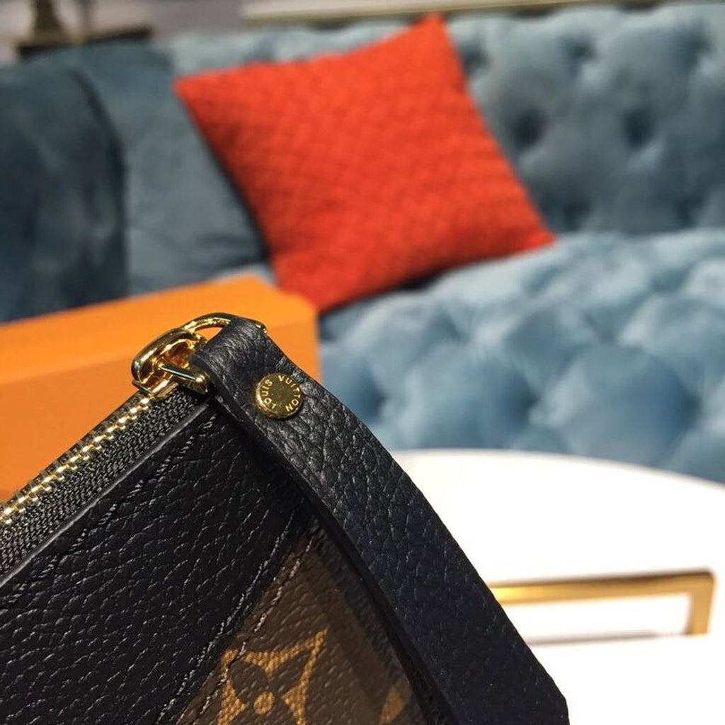 Louis Vuitton Daily Pouch Bag 30cm Monogram Canvas Spring/Summer Collection M62048, Black