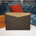 Louis Vuitton Daily Pouch Bag 30cm Monogram Canvas Spring/Summer Collection M64591, Sesame