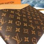 Louis Vuitton Daily Pouch Bag 30cm Monogram Canvas Spring/Summer Collection M64591, Sesame