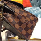 Louis Vuitton Trendy Crossbody Bag Damier Ebene Canvas Spring/Summer Collection N40146, Noir