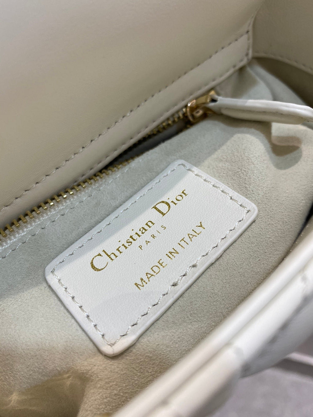 Christian Dior White Handle Bag 17cm