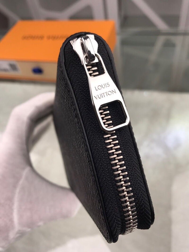 Louis Vuitton Zippy Vertical Wallet 20cm