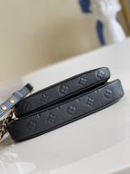 Louis Vuitton Multi Pochette Crossbody Bags 24cm Black
