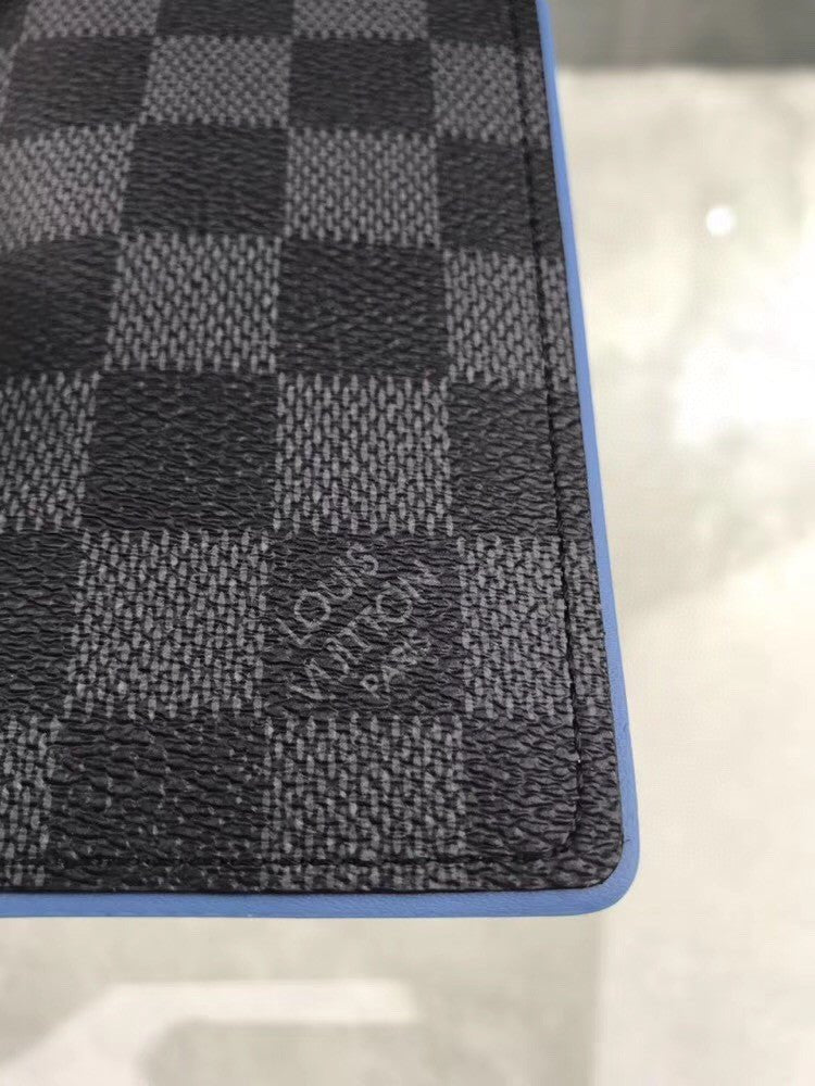 Louis Vuitton Damier Wallet 7cm Black