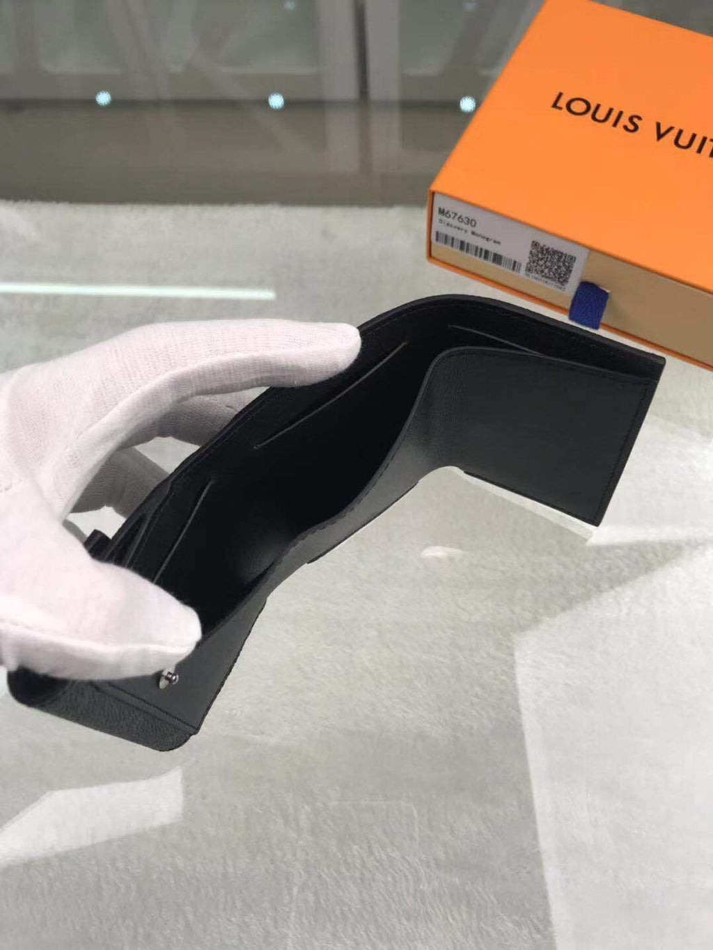 Louis Vuitton Monogram Wallet 10cm Black