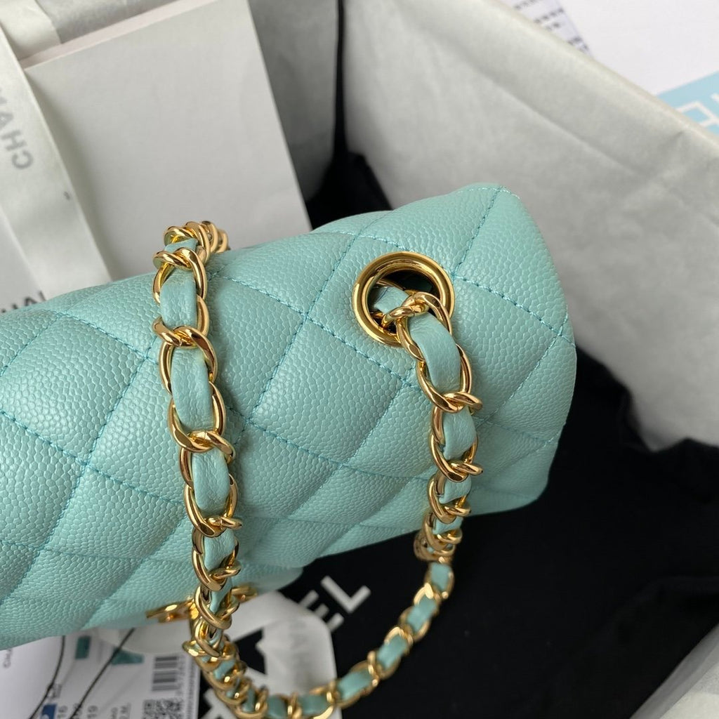 Chanel Mini Classic Flapbag 20cm