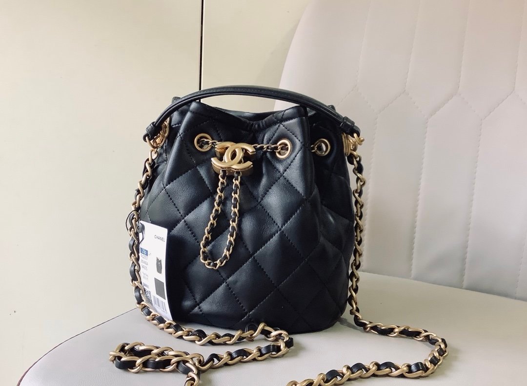 Chanel Classic Bucket Bag Gold Hardware 20cm Black