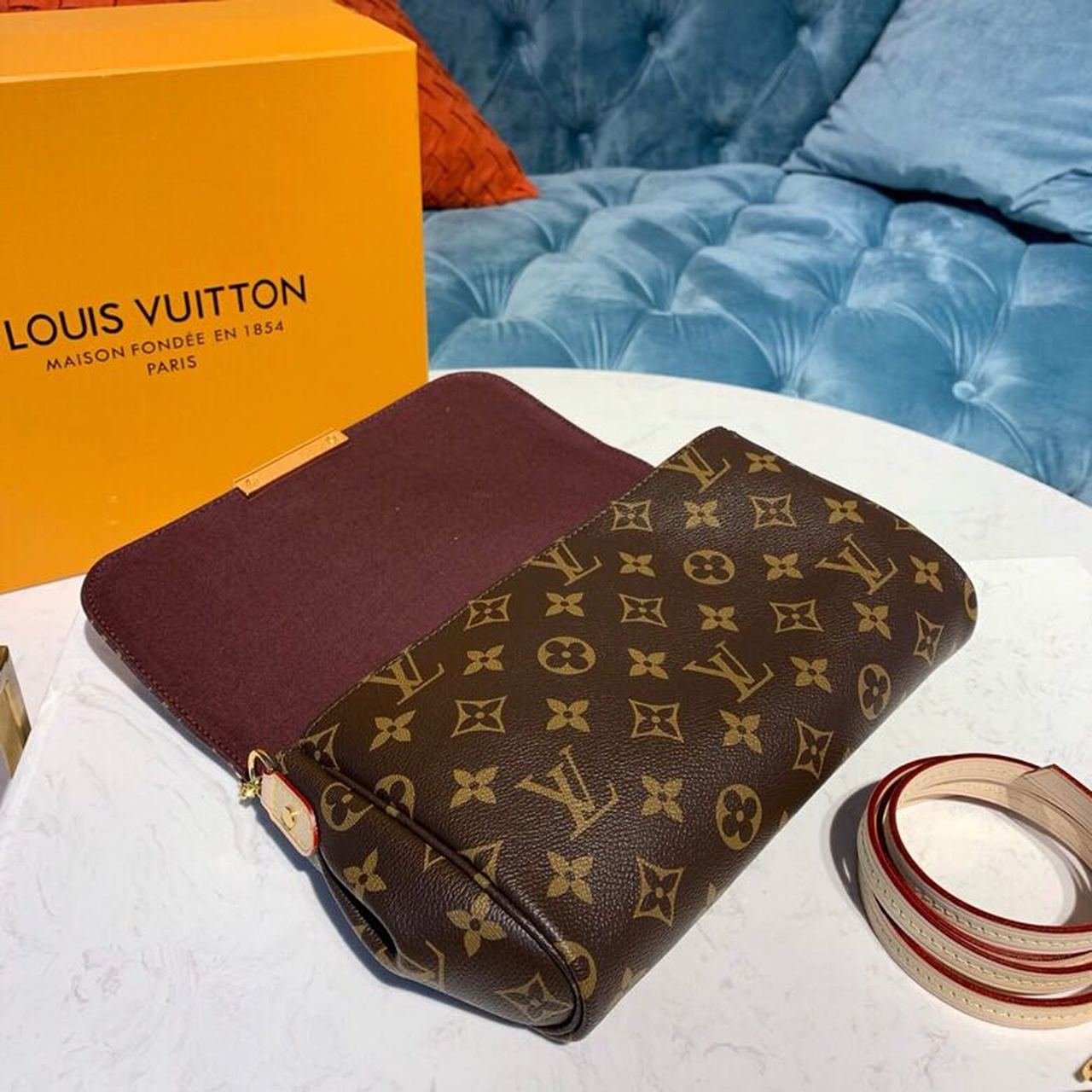 Louis Vuitton Favorite MM Bag 24cm Monogram Canvas Spring/Summer Collection M40718 Brown