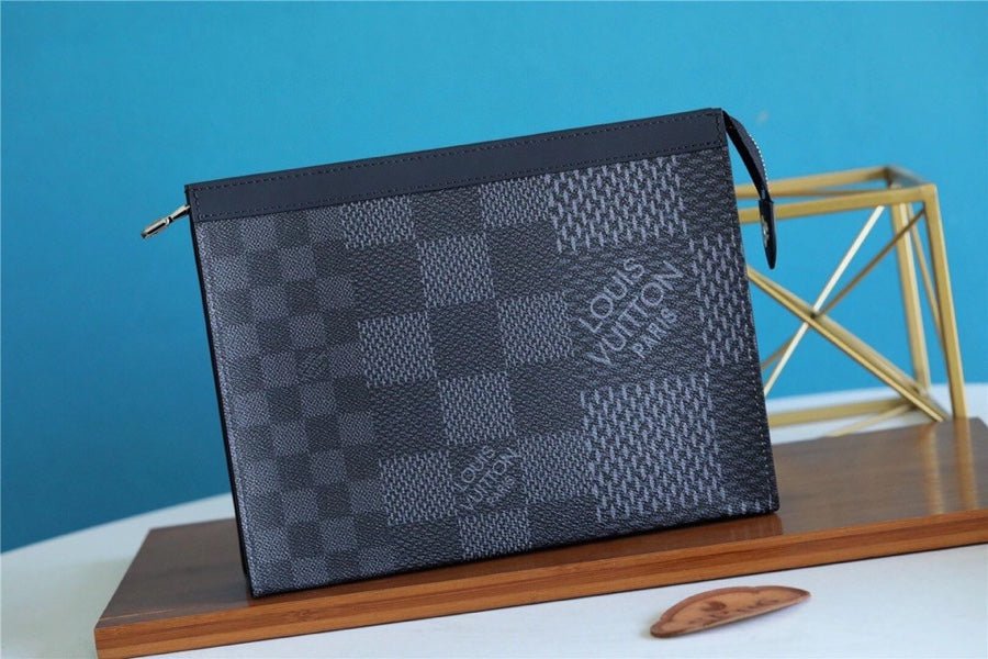 Louis Vuitton Pochette Voyage MM Damier Graphite 3D Canvas Grey For Men, Men’s Travel Accessories 27cm LV N60444
