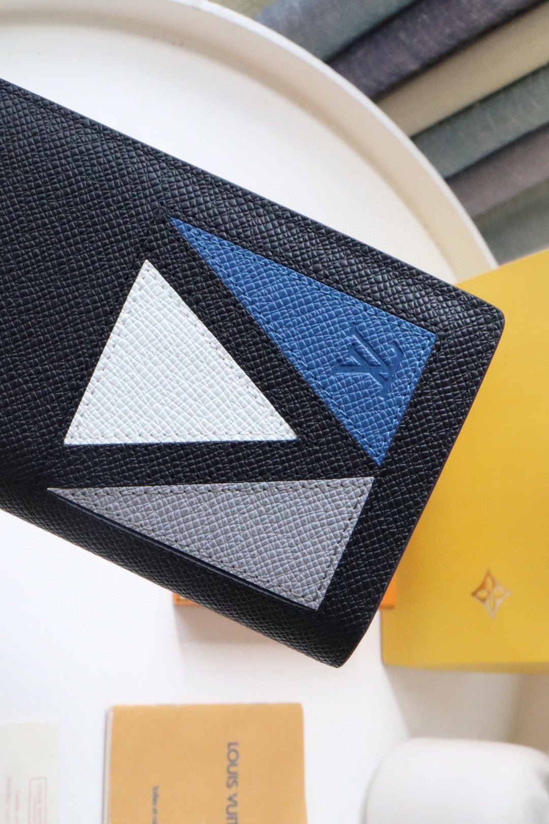 Louis Vuitton Brazza Wallet 19cm