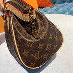Louis Vuitton Tivoli Bag 27cm Monogram Canvas Spring/Summer Collection M40143, Brown