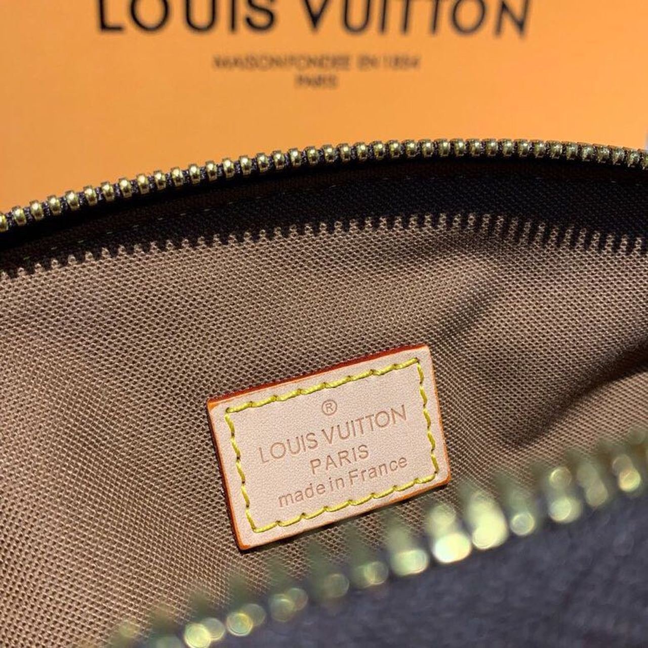 Louis Vuitton Tivoli Bag 27cm Monogram Canvas Spring/Summer Collection M40143, Brown