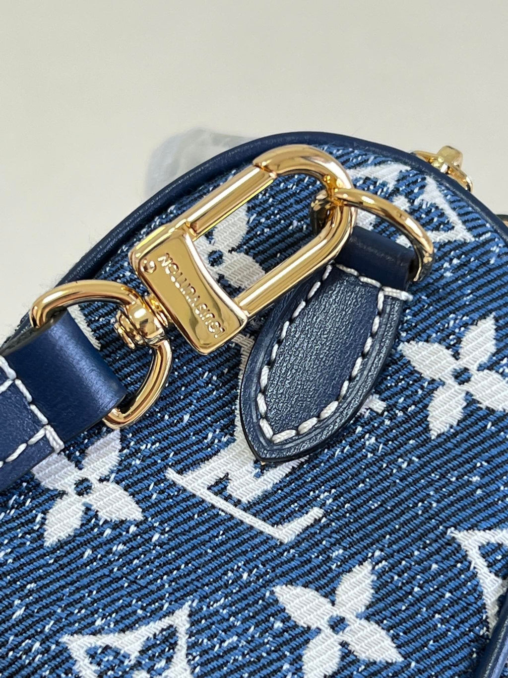 Louis Vuitton Nano Speedy in Monogram 16cm Blue