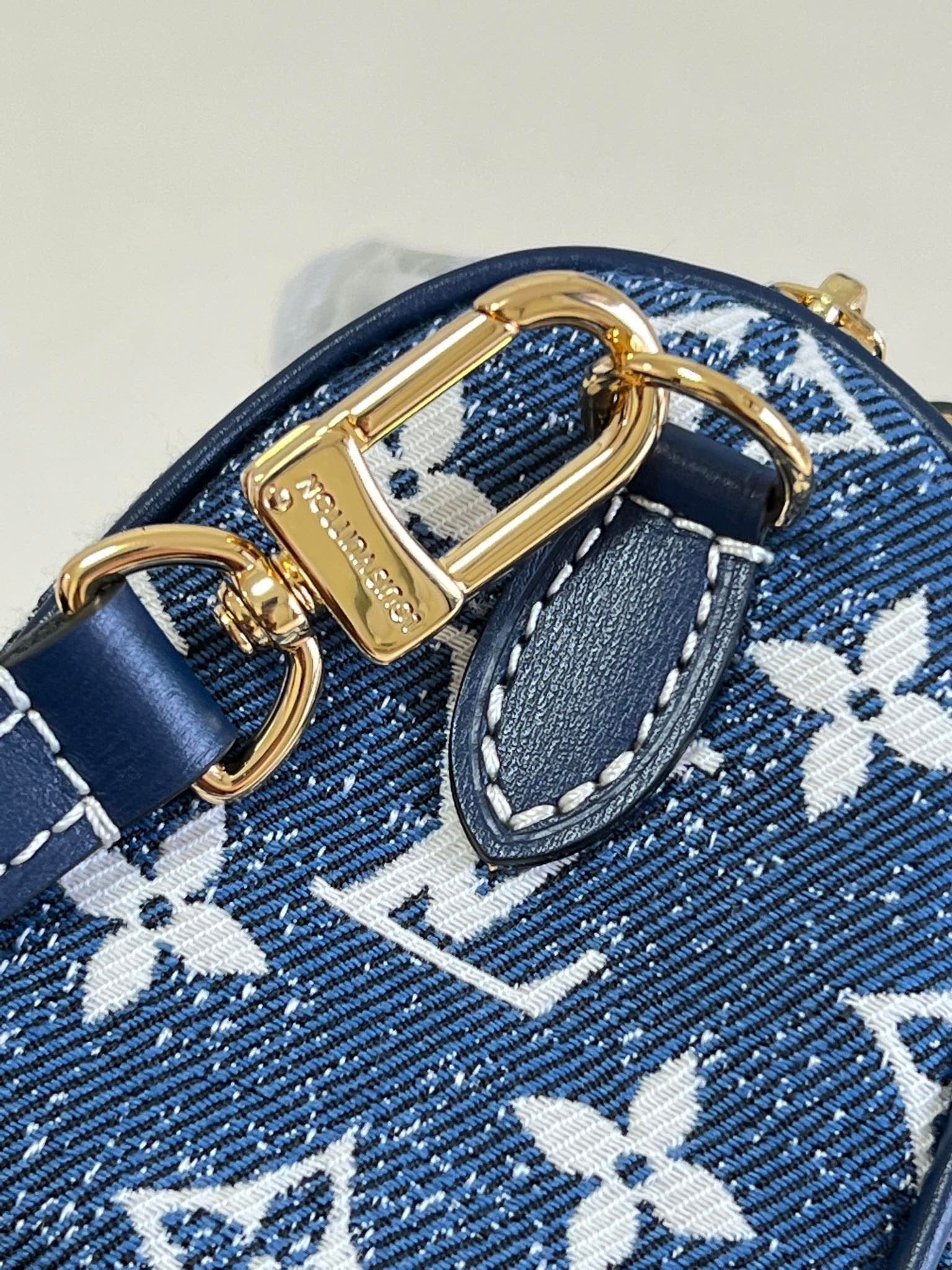 Louis Vuitton Nano Speedy in Monogram 16cm Blue