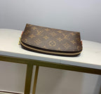 Louis Vuitton Cosmetic Pouch 19cm Brown