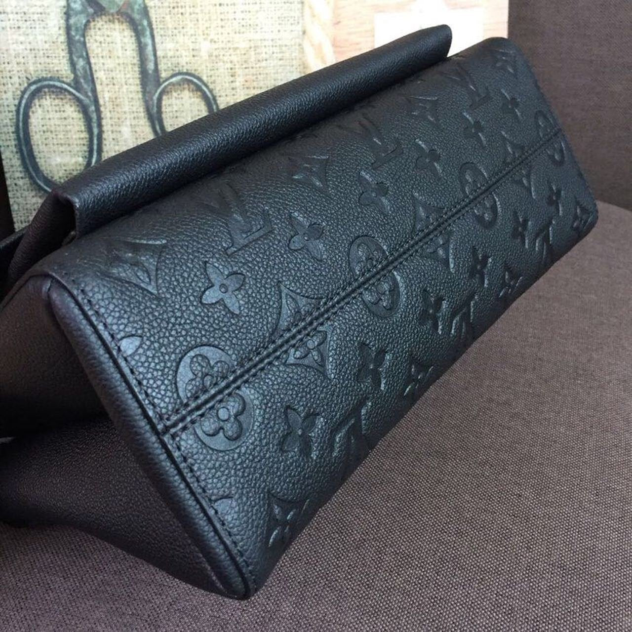 Louis Vuitton Vavin MM Bag 25cm Monogram Empreinte Canvas Spring/Summer Collection M44150 Noir
