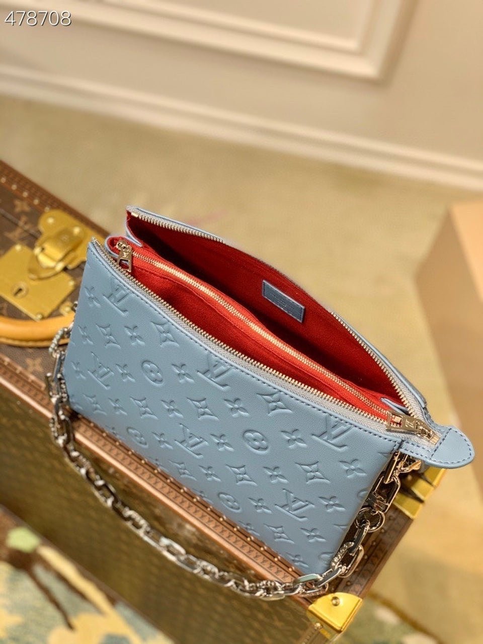 Louis Vuitton Coussin PM Bag 26cm Monogram Embossed Puffy Lambskin Leather Spring/Summer Collection M57793 Light Blue