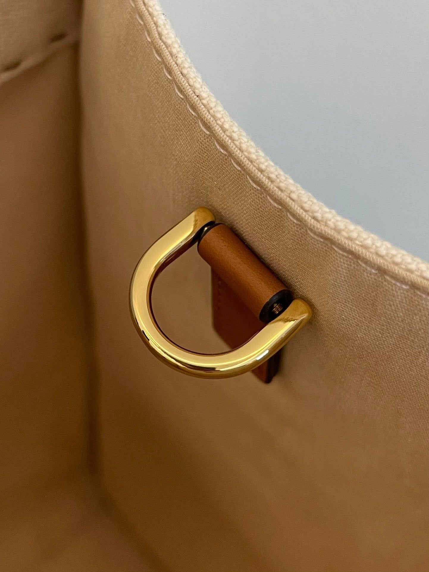 Fendi Tote Bag 35cm Beige