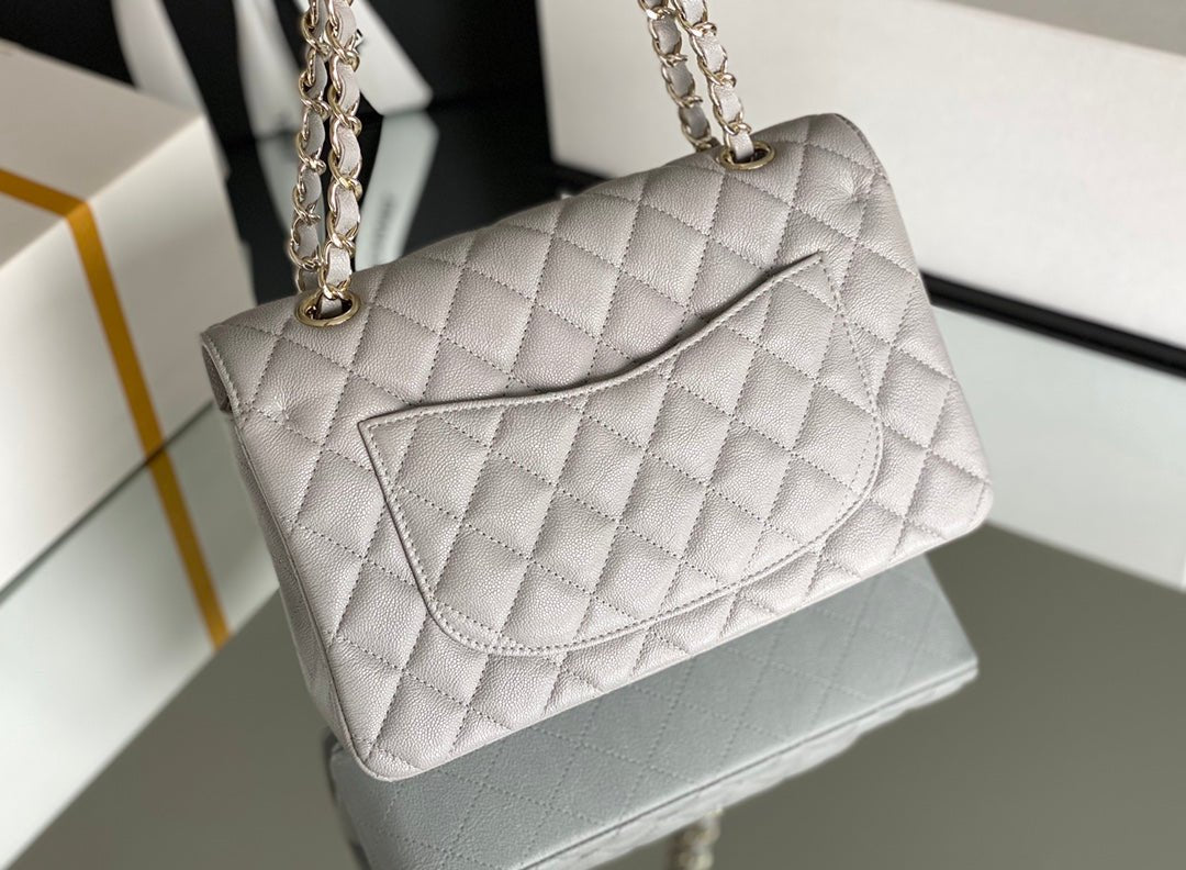 Chanel Classic Flapbag Gold Hardware 26cm Grey