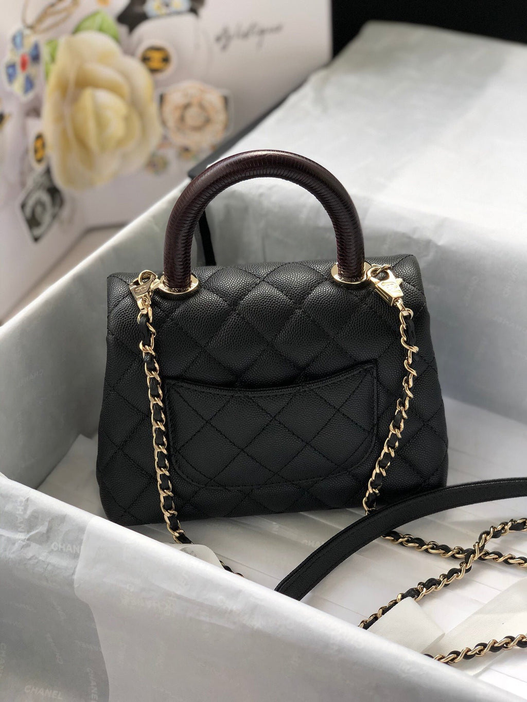 Chanel Classic Mini Flapbag 19cm Black