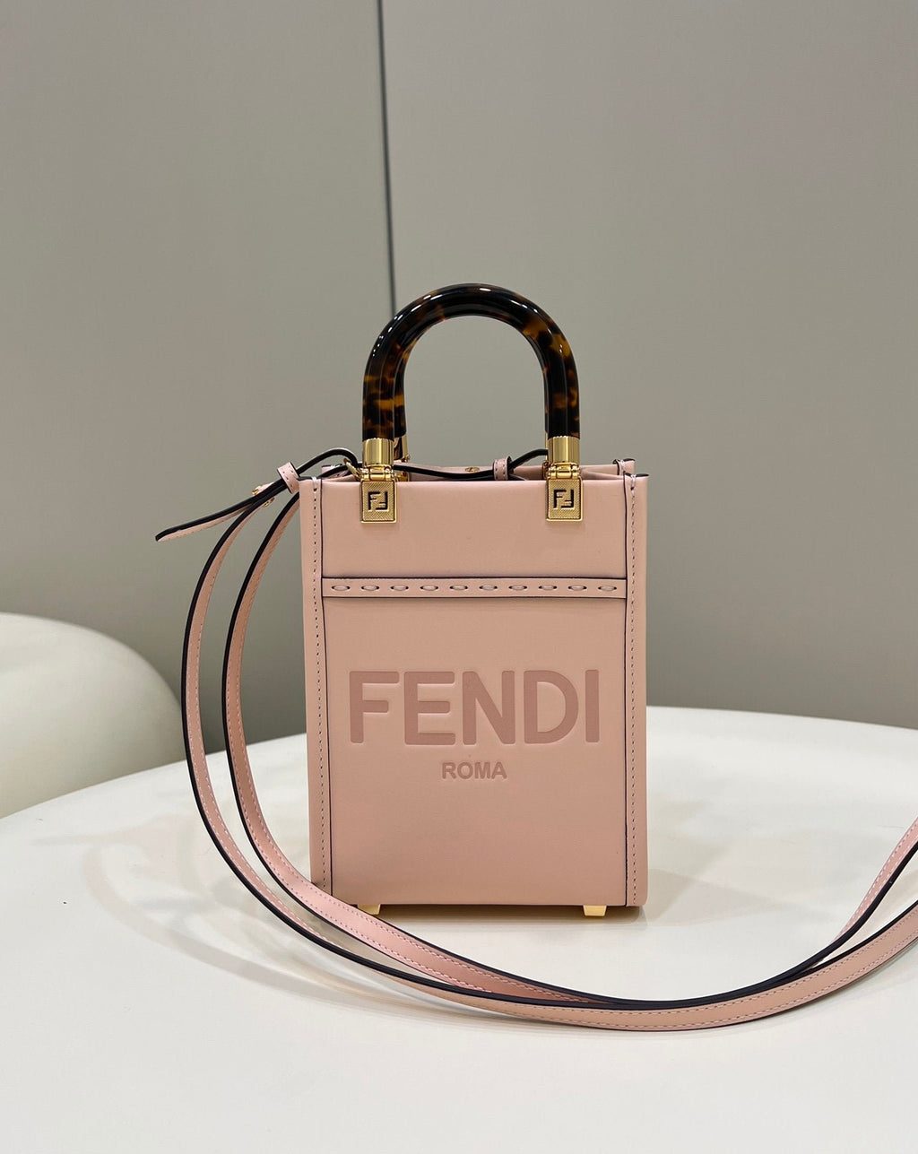 Fendi Mini Sunshine Shopper 18cm Pink