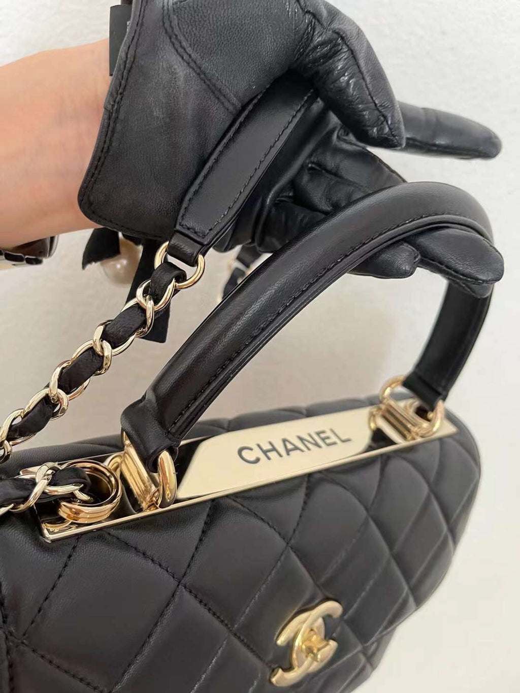 Chanel Classic Flap Bag Gold Hardware 25cm Black