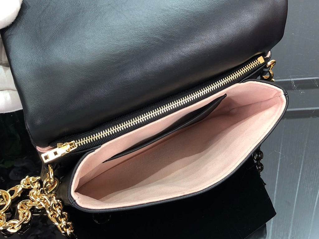 Louis Vuitton POCHETTE COUSSIN 20cm Black