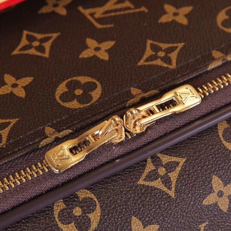 Louis Vuitton Exqusite Travelling Luggages 24 Inch Brown