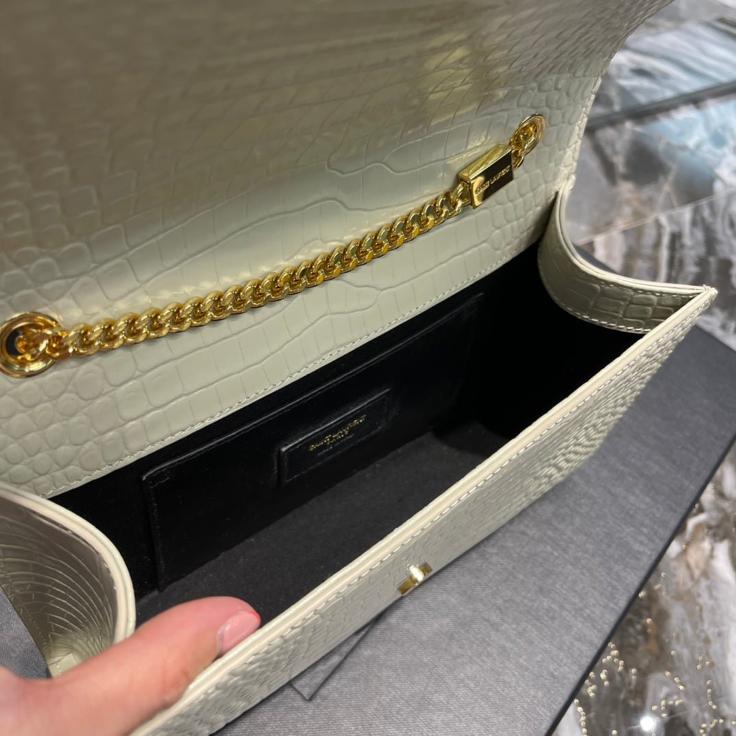 Saint Laurent Kata Medium Chain Bag With Tassel 24cm