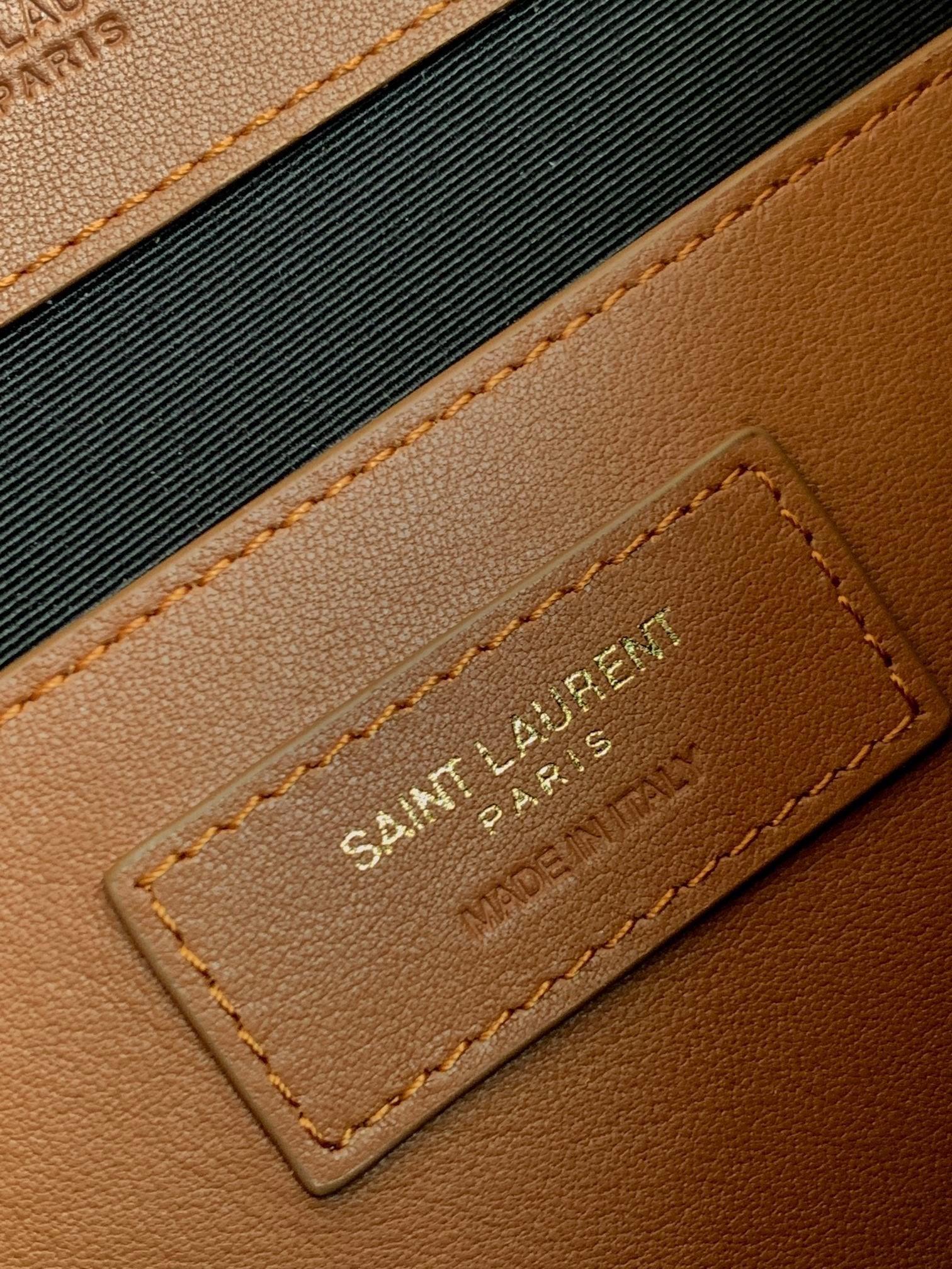Saint Laurent Niki Medium Chain Bag With Gold Hardware 28cm